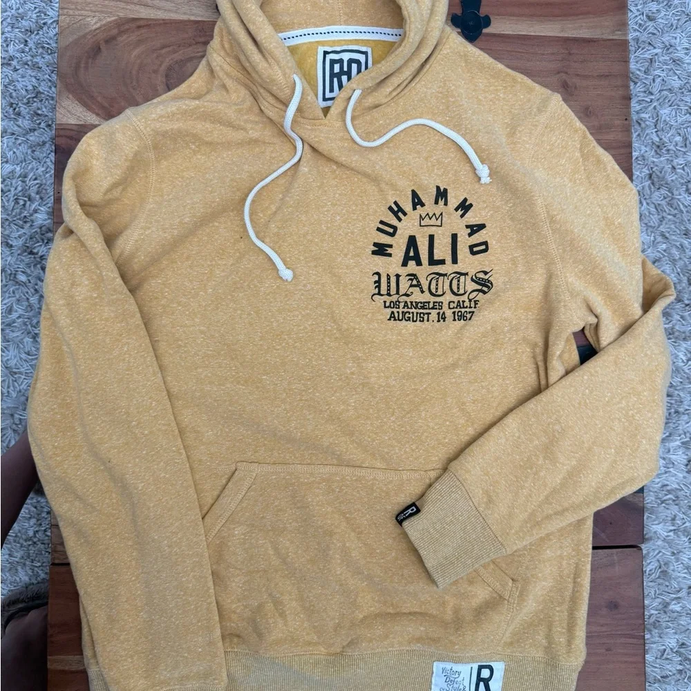 Muhammad Ali Hoodie by Roots of Fight - Picture 1 of 7